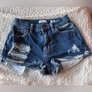 Size XS - KanCan Signature Collection Jean Shorts